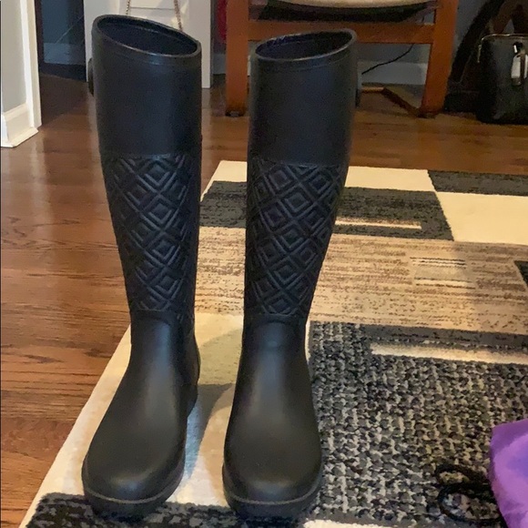 Tory Burch Marion Quilted Rain Boots - Picture 5 of 5